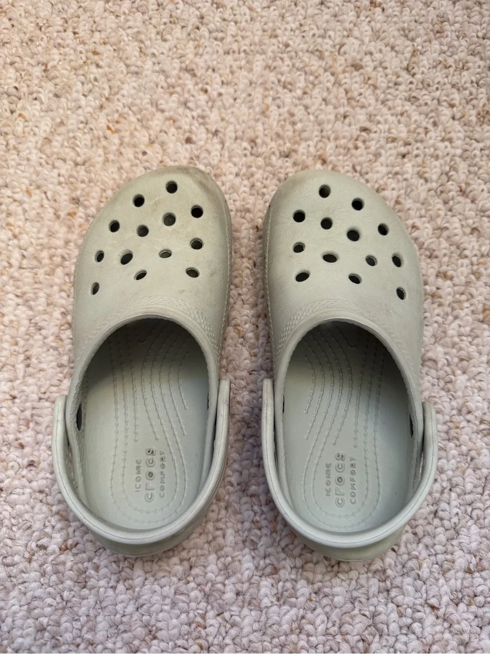 Kids Lightweight Slip-On Clogs in Sage Green